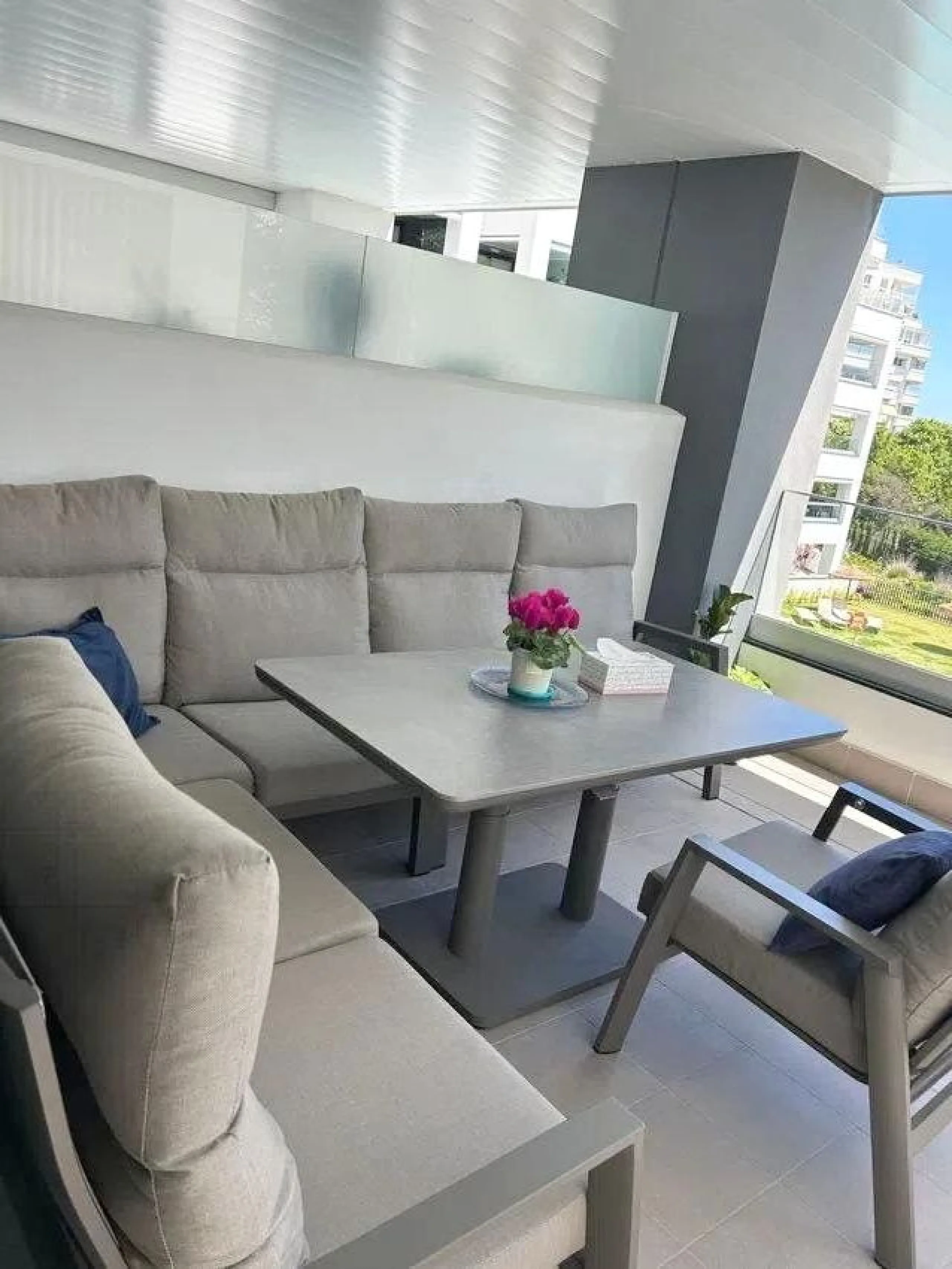 Your new home by the sea or a perfect investment in the heart of the city!