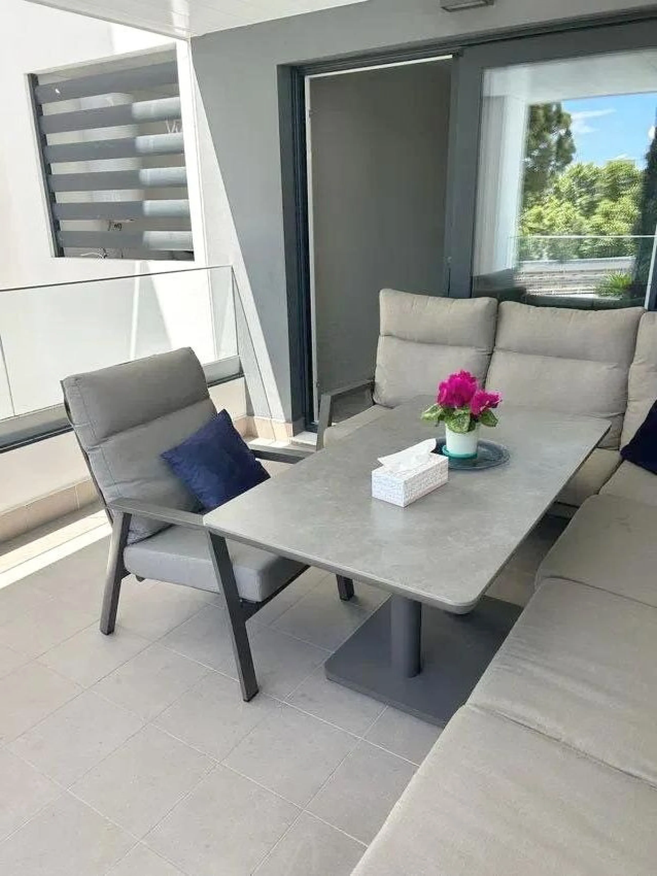 Your new home by the sea or a perfect investment in the heart of the city!