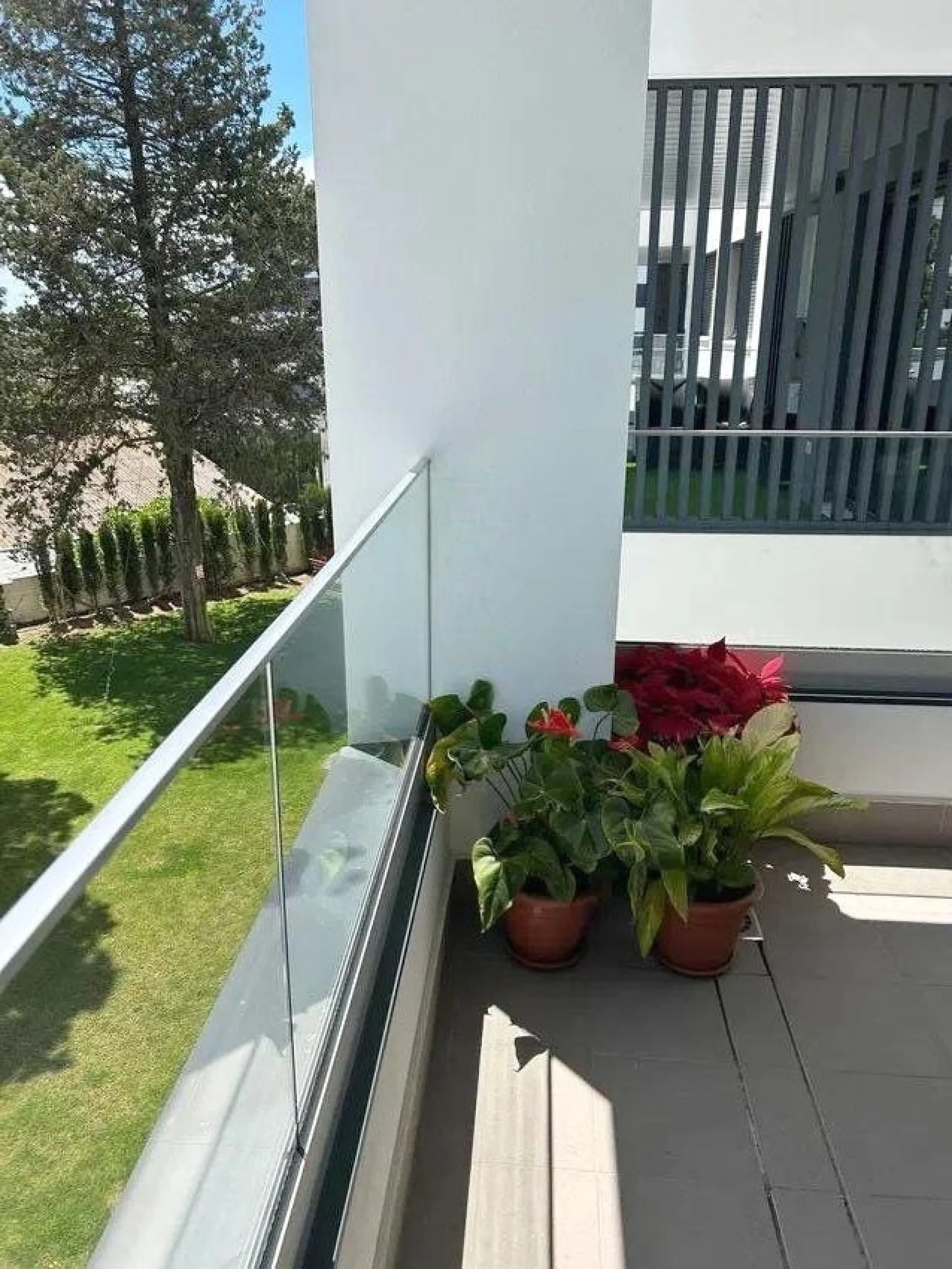 Your new home by the sea or a perfect investment in the heart of the city!