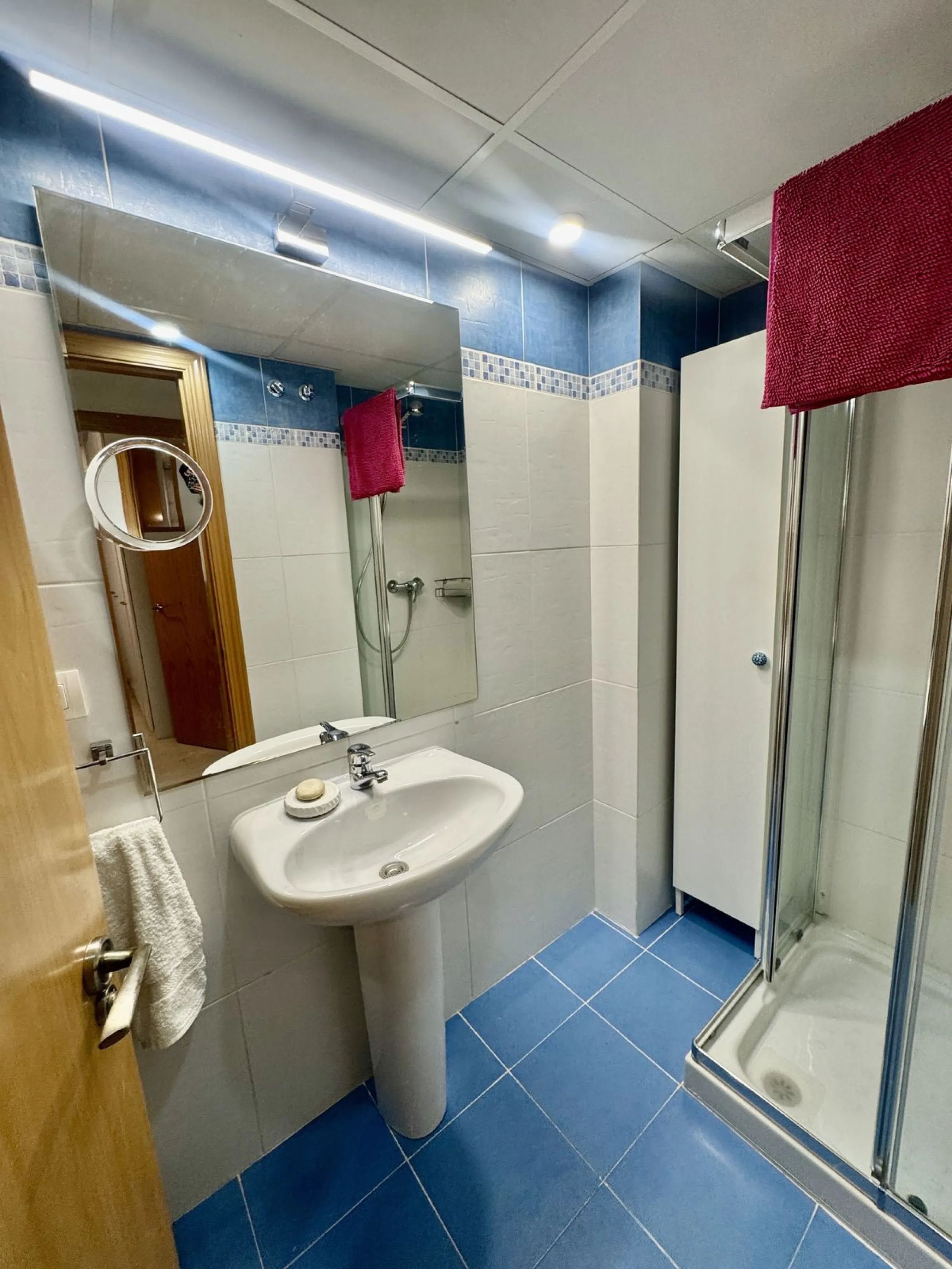 Apartment - Middle Floor Apartment в продаже в Fuengirola, Málaga. В доме 2 спален и 2 ванных комнат. Площадь дома 75 м²