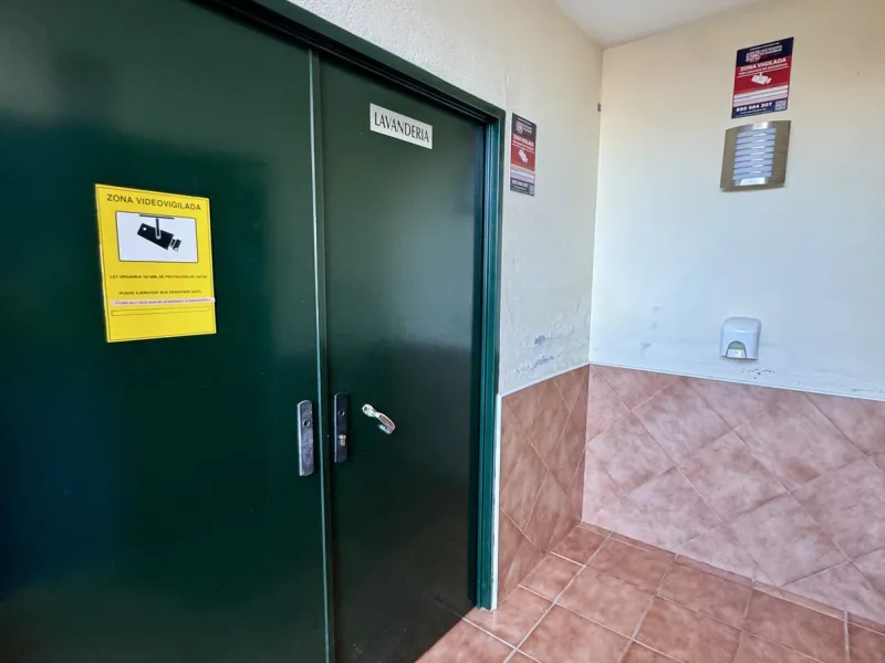 Apartment - Middle Floor Apartment в продаже в Fuengirola, Málaga. В доме 2 спален и 2 ванных комнат. Площадь дома 75 м²
