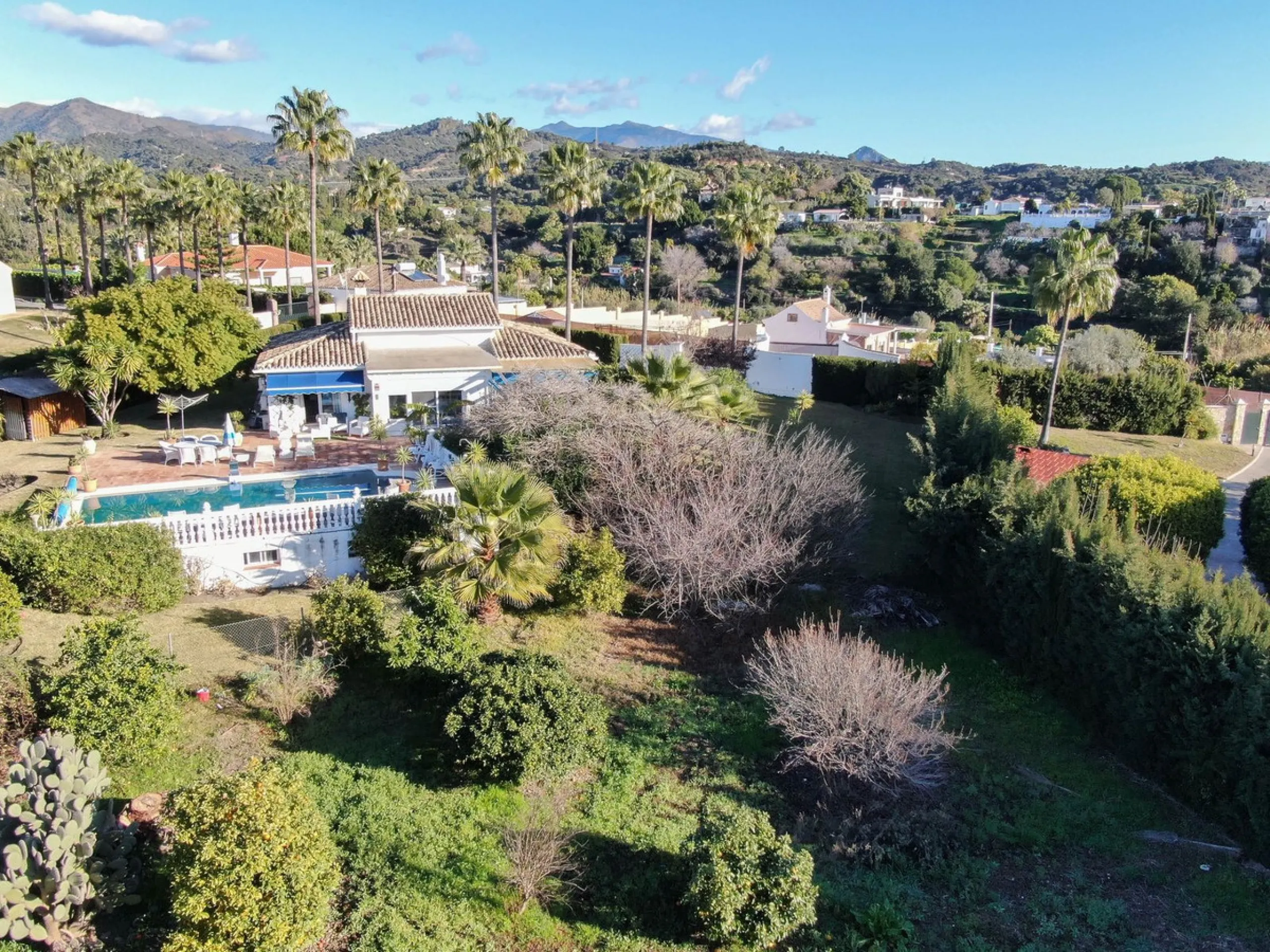 Charming Country Property with Mountain Views in Estepona – La Alberdina Area