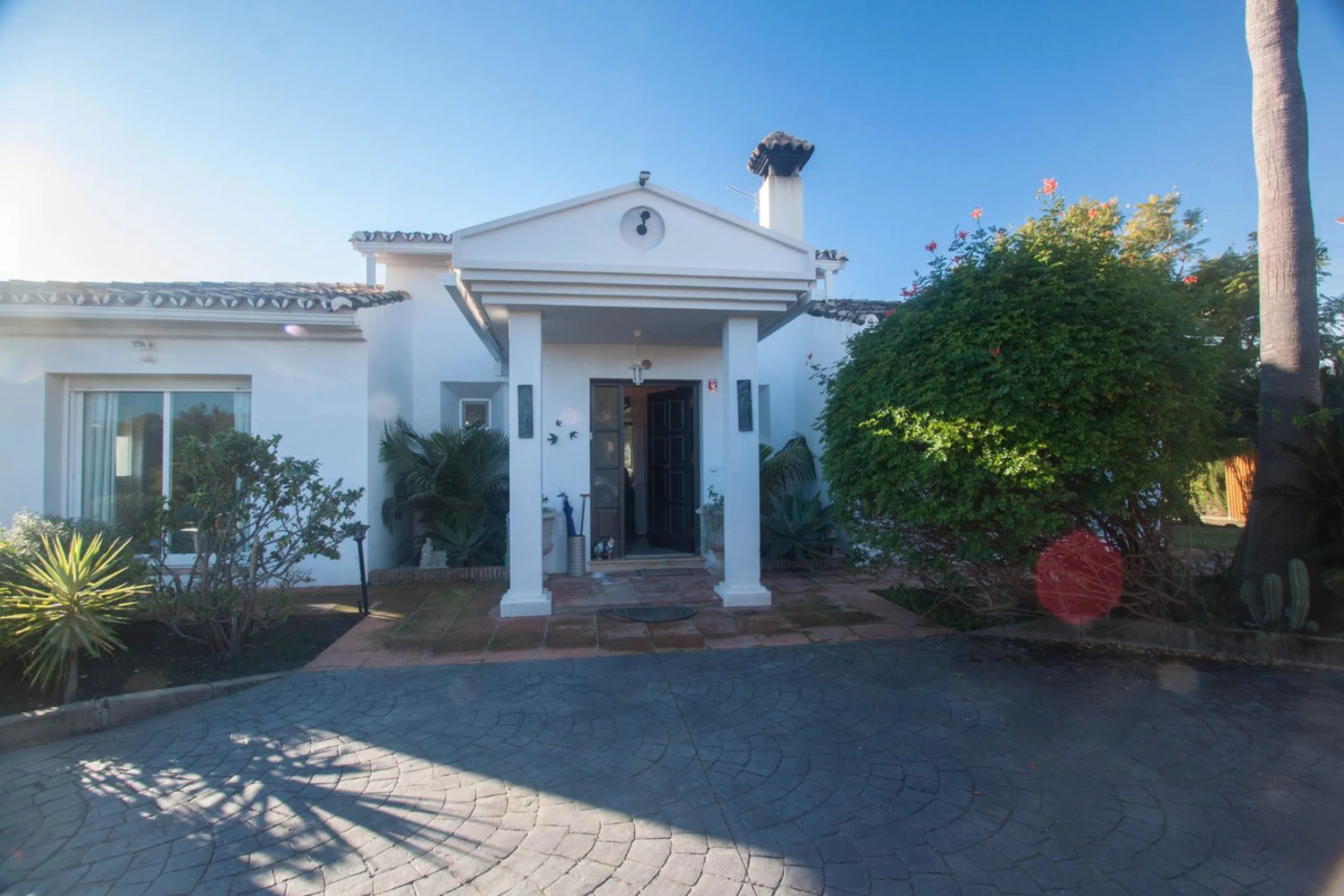 Charming Country Property with Mountain Views in Estepona – La Alberdina Area
