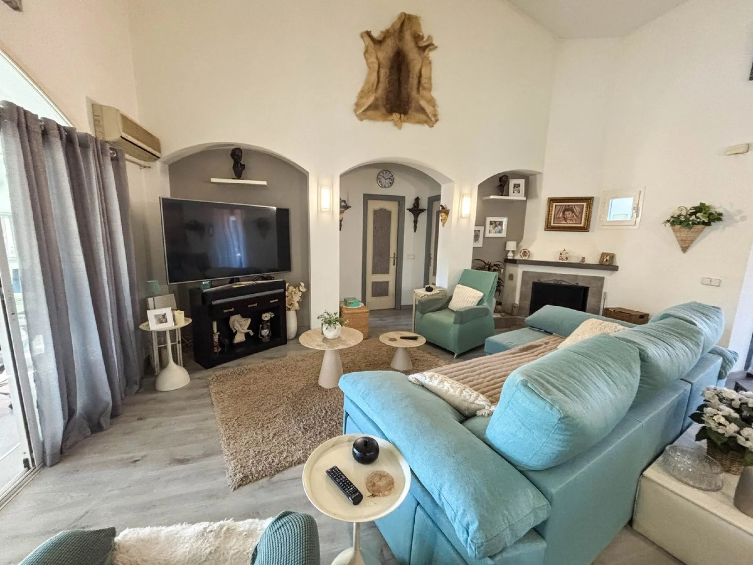 Charming Country Property with Mountain Views in Estepona – La Alberdina Area