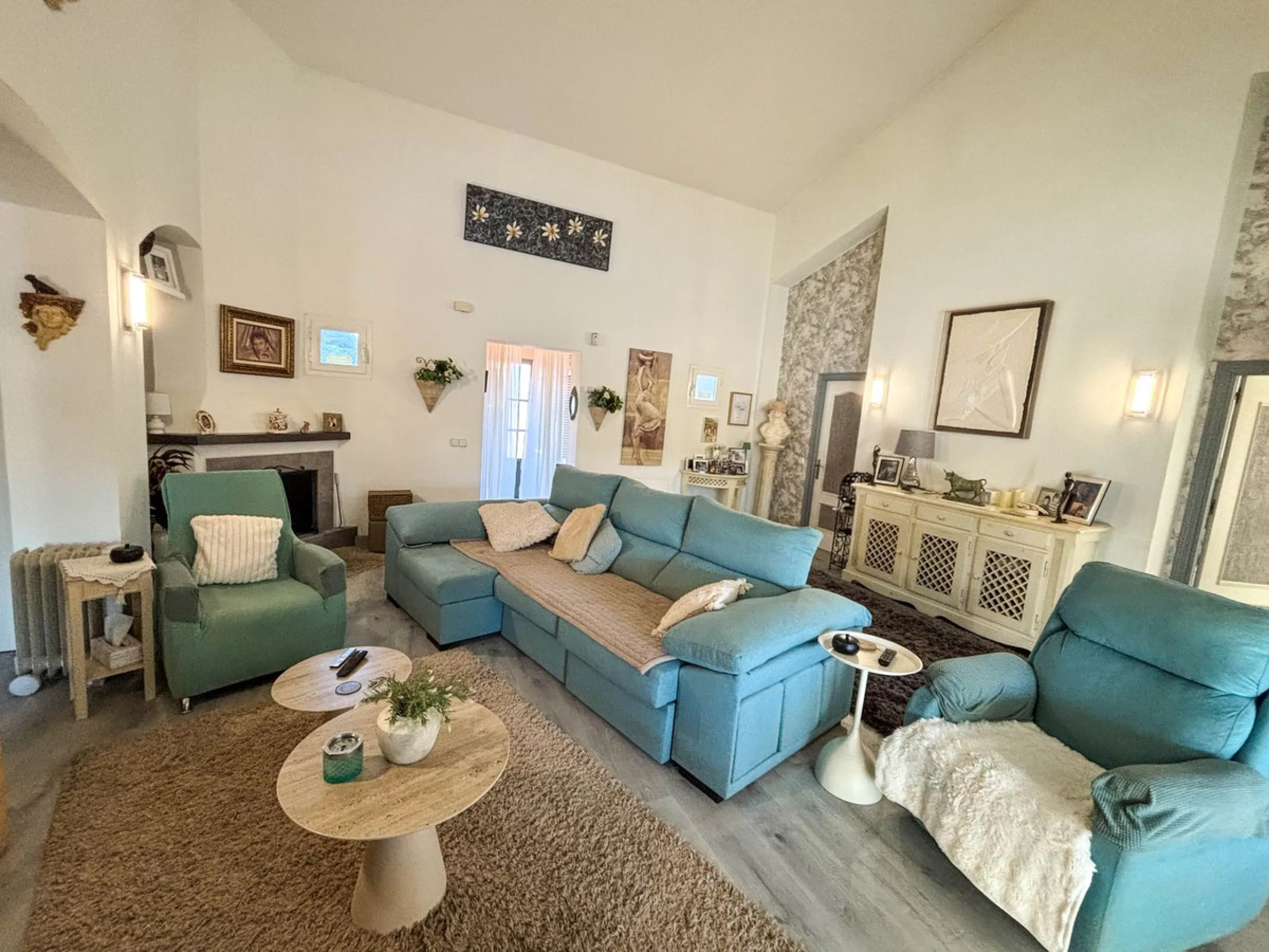 Charming Country Property with Mountain Views in Estepona – La Alberdina Area