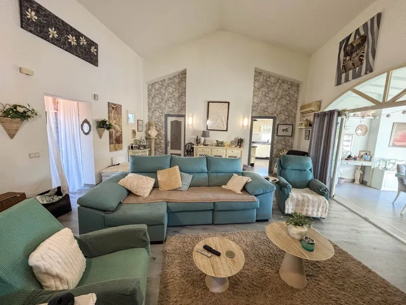 Charming Country Property with Mountain Views in Estepona – La Alberdina Area