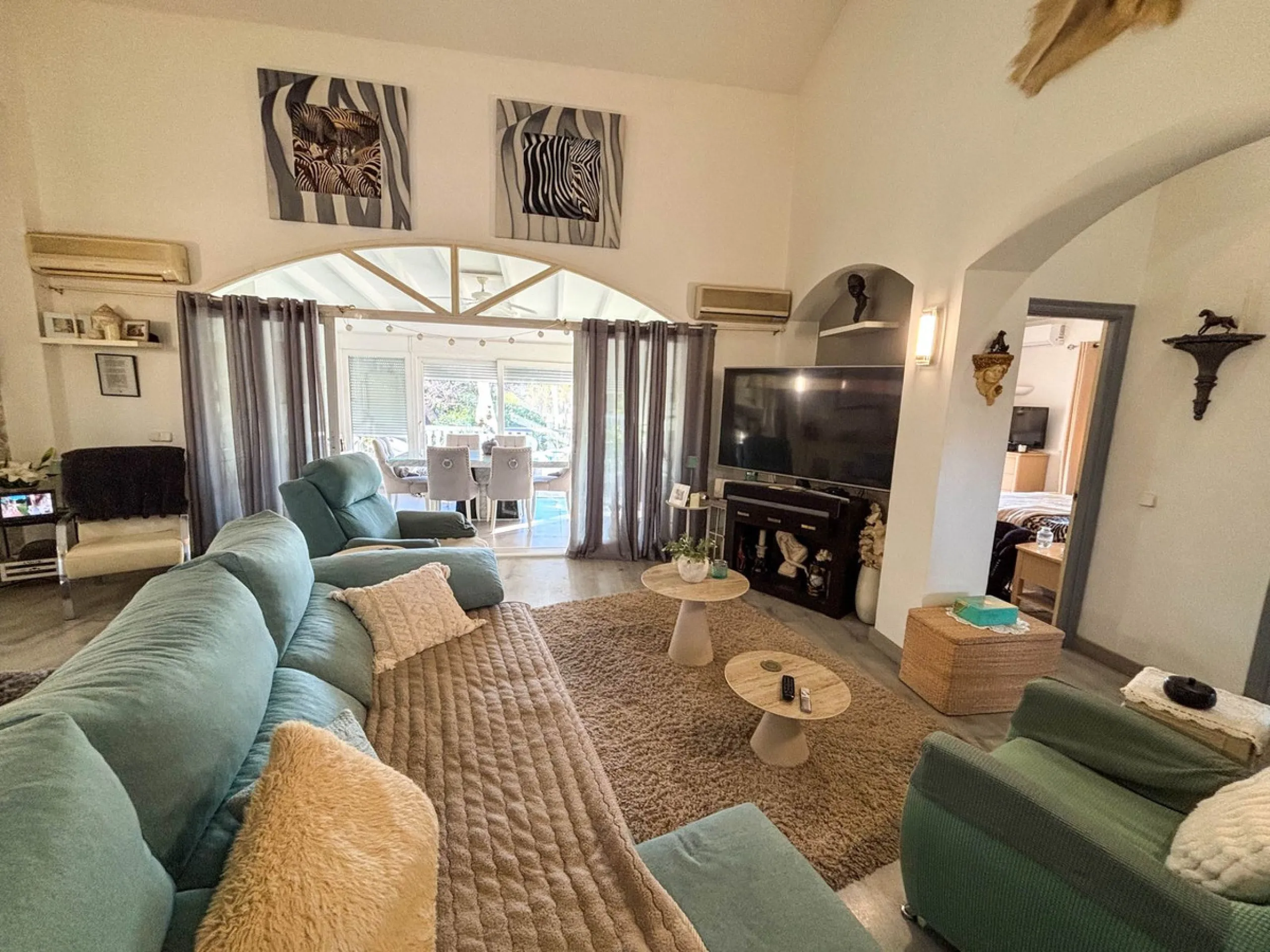 Charming Country Property with Mountain Views in Estepona – La Alberdina Area