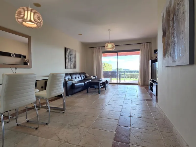 Ground Floor Apartment, Estepona, Costa del Sol.