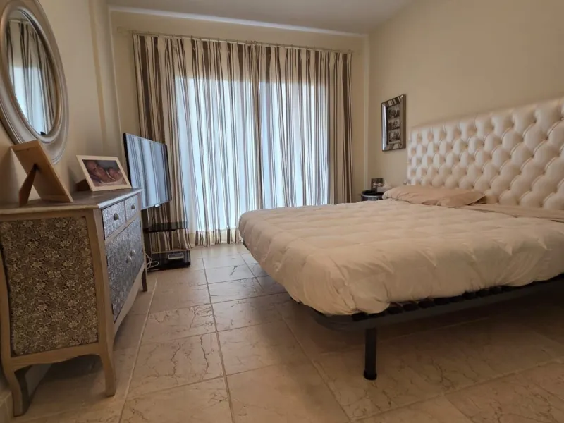 Ground Floor Apartment, Estepona, Costa del Sol.