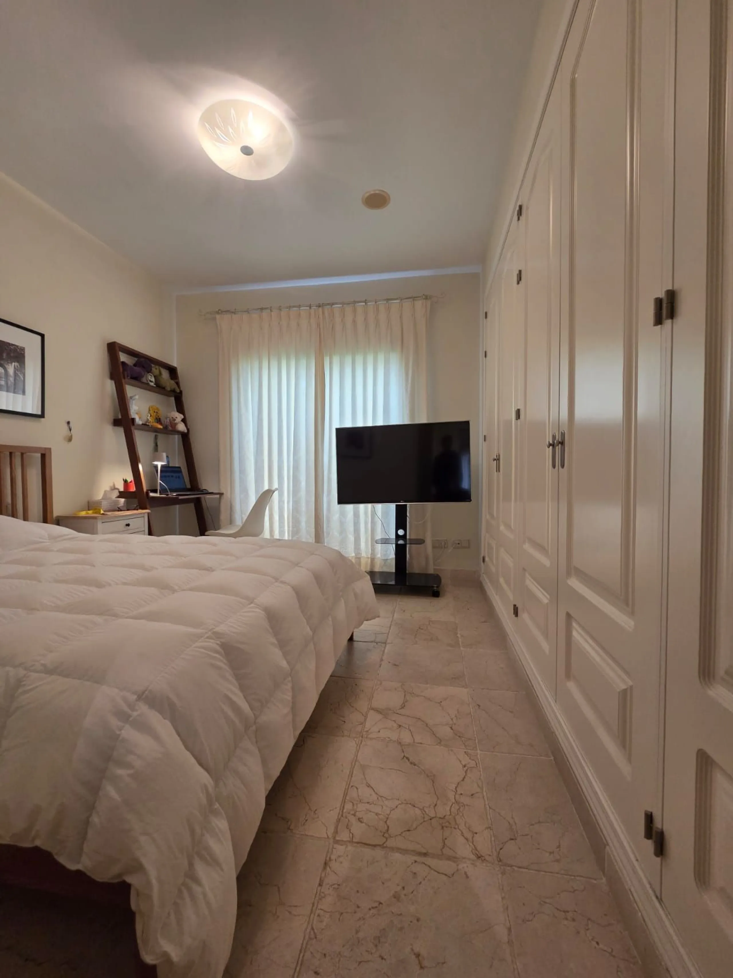 Ground Floor Apartment, Estepona, Costa del Sol.