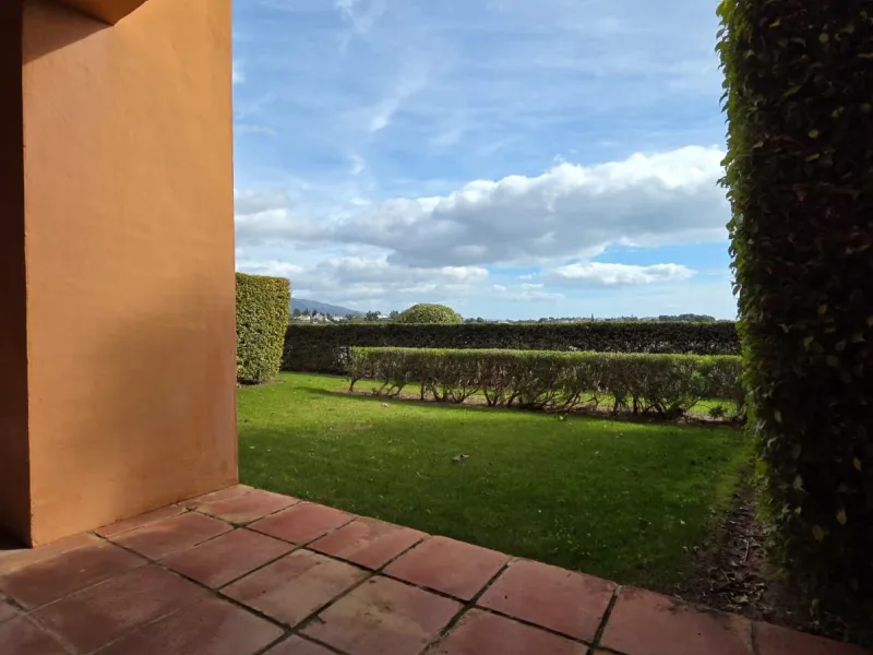 Ground Floor Apartment, Estepona, Costa del Sol.