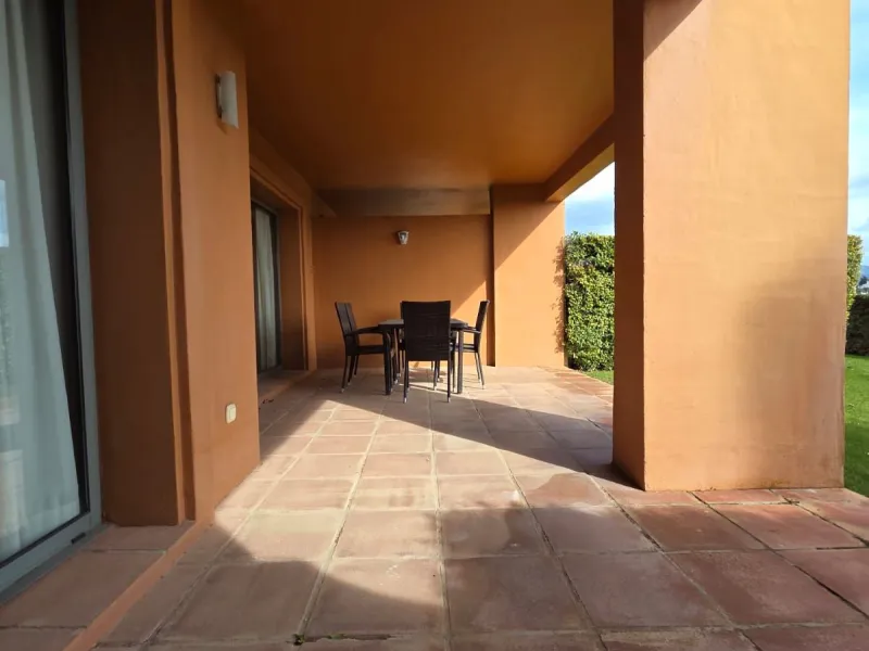 Ground Floor Apartment, Estepona, Costa del Sol.