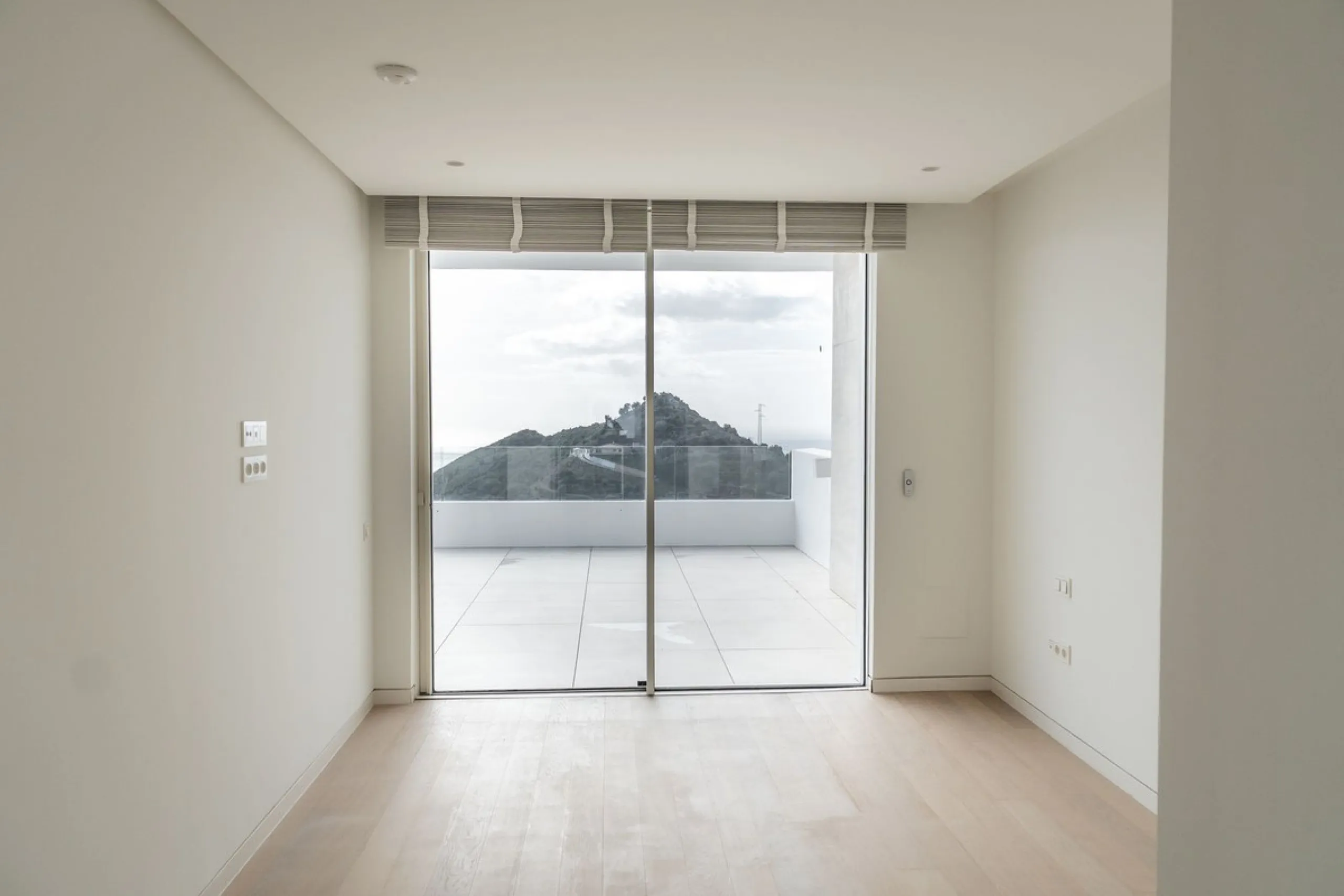 Apartment - Penthouse Duplex в продаже в Ojén, Málaga. В доме 3 спален и 3 ванных комнат. Площадь дома 158 м²
