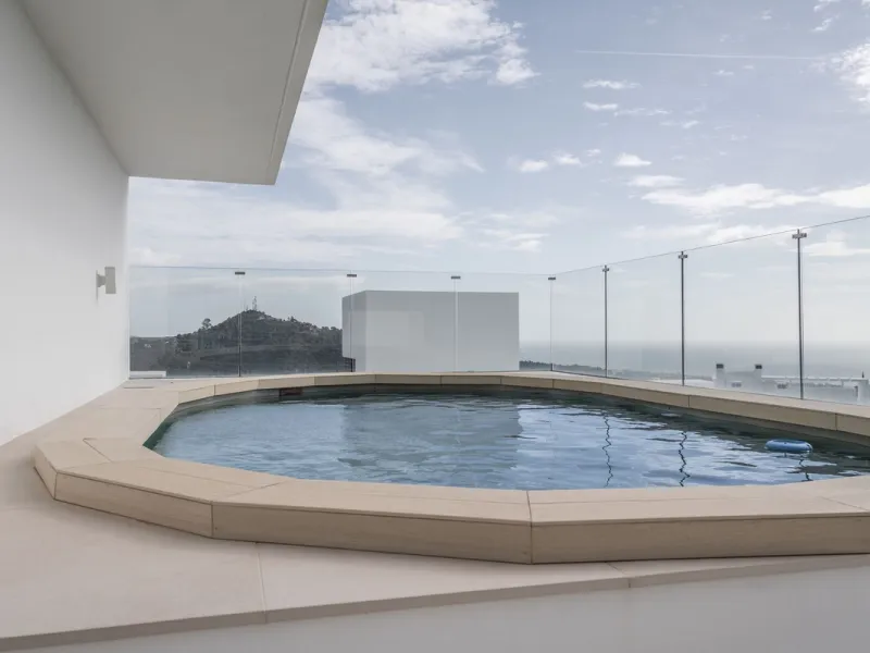 Apartment - Penthouse Duplex в продаже в Ojén, Málaga. В доме 3 спален и 3 ванных комнат. Площадь дома 158 м²
