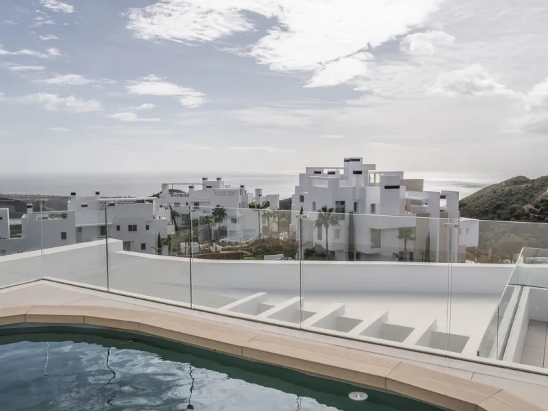 Apartment - Penthouse Duplex в продаже в Ojén, Málaga. В доме 3 спален и 3 ванных комнат. Площадь дома 158 м²