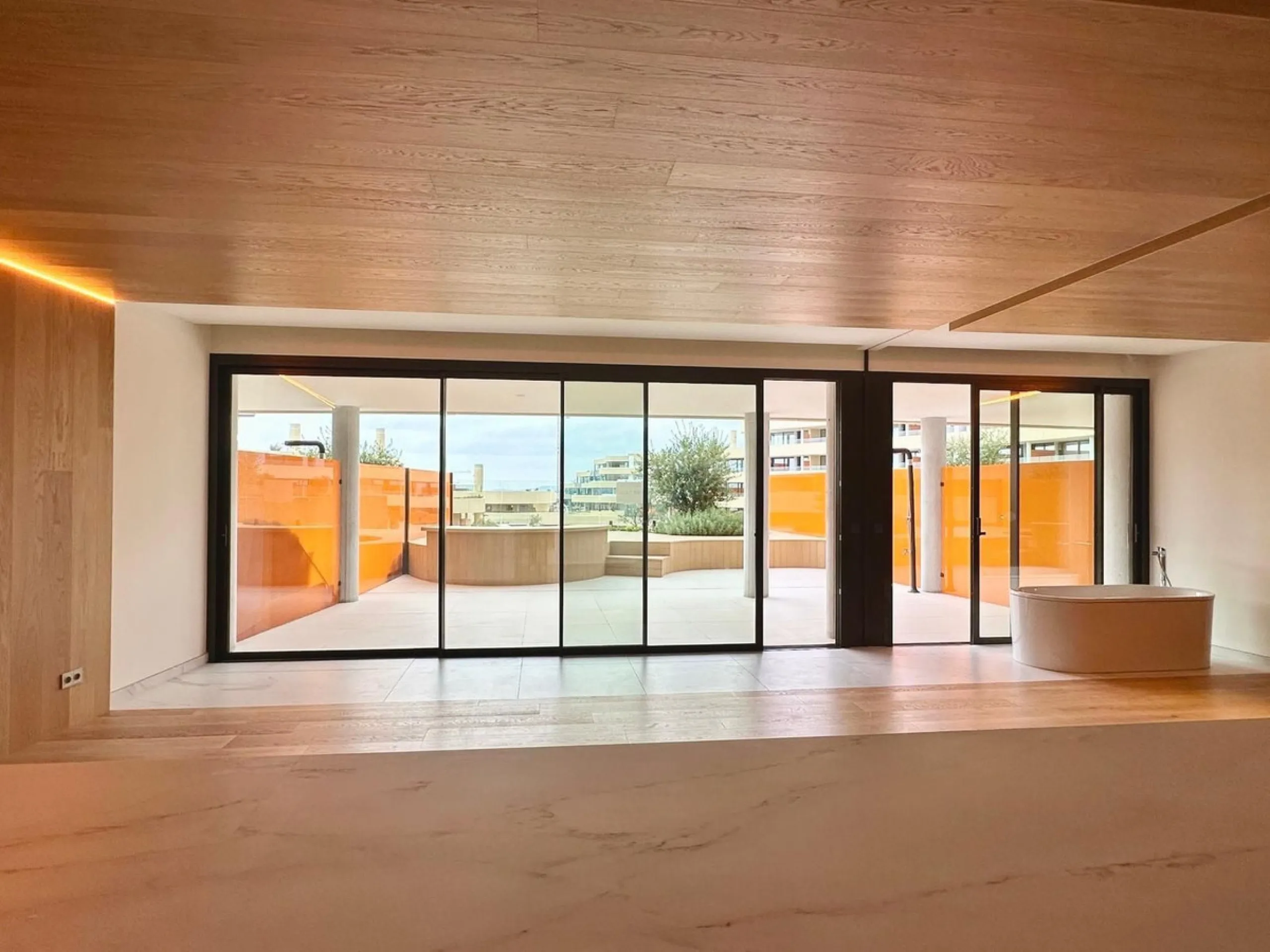 Welcome to a brand new property, delivered in 2025, that redefines luxury living. This outstanding property features a private Jacuzzi and a huge terrace that overlooks the magnificent swimming pools, offering an unparalleled experience inspired by Hilton