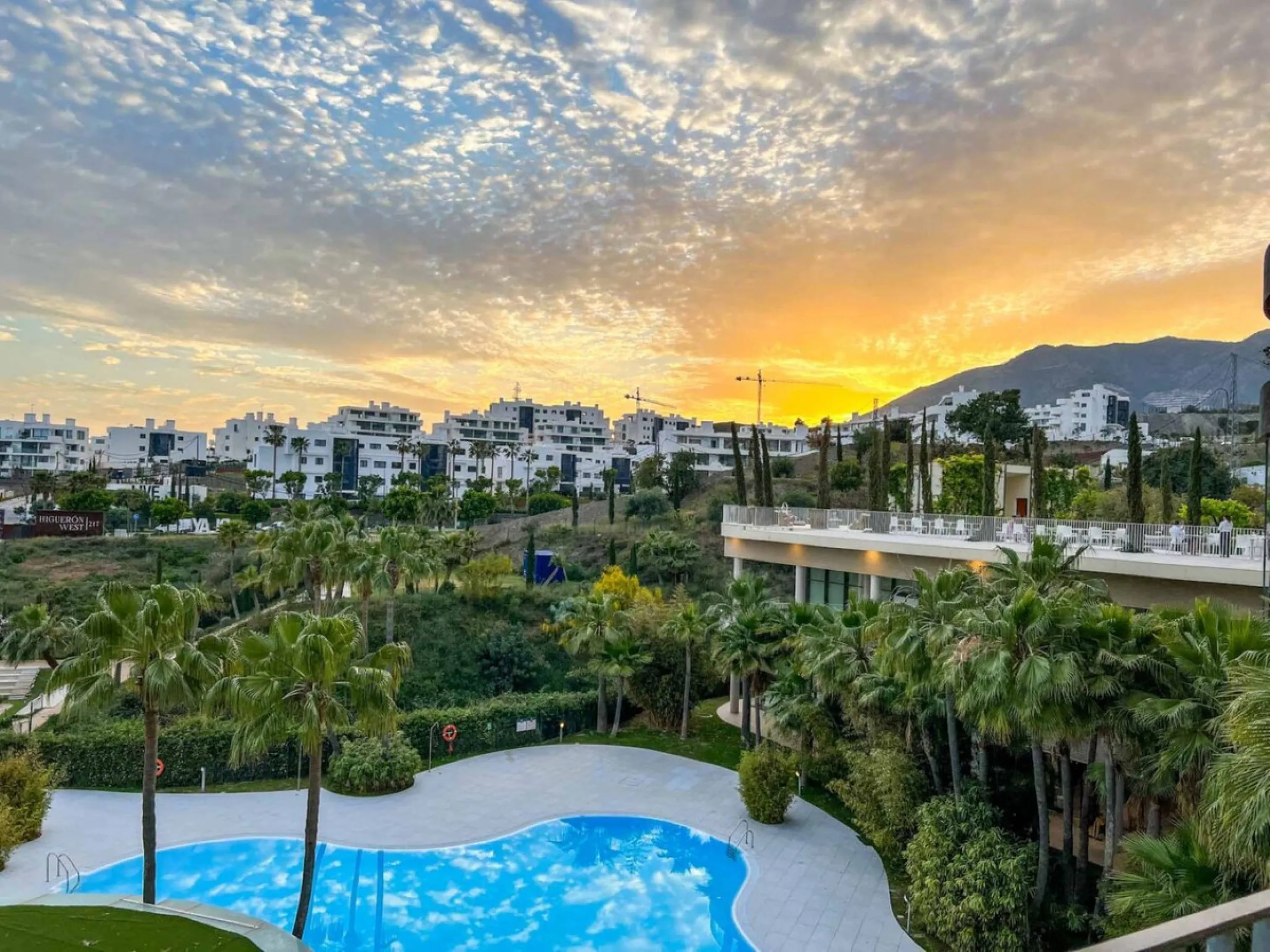 Welcome to a brand new property, delivered in 2025, that redefines luxury living. This outstanding property features a private Jacuzzi and a huge terrace that overlooks the magnificent swimming pools, offering an unparalleled experience inspired by Hilton