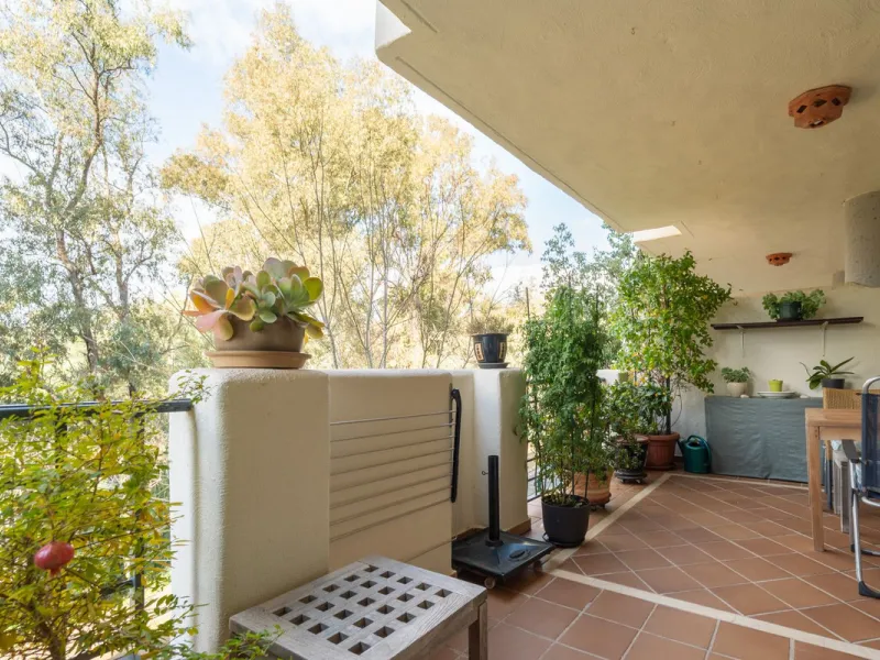 Apartment - Ground Floor Apartment в продаже в Marbella, Málaga. В доме 2 спален и 2 ванных комнат. Площадь дома 108 м²