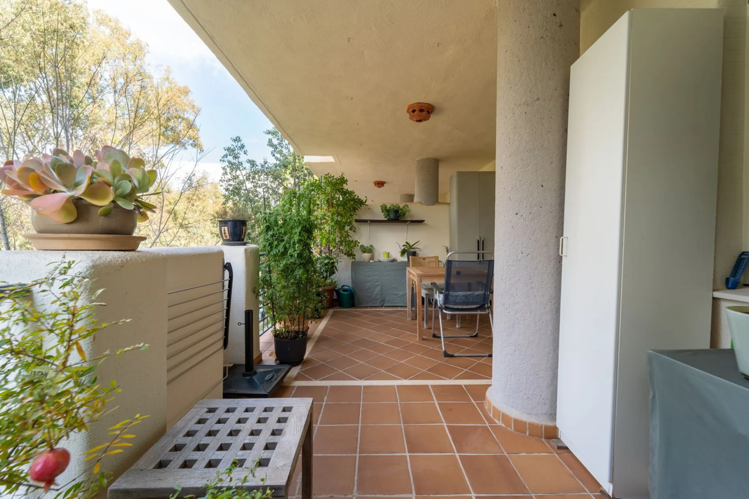 Apartment - Ground Floor Apartment в продаже в Marbella, Málaga. В доме 2 спален и 2 ванных комнат. Площадь дома 108 м²