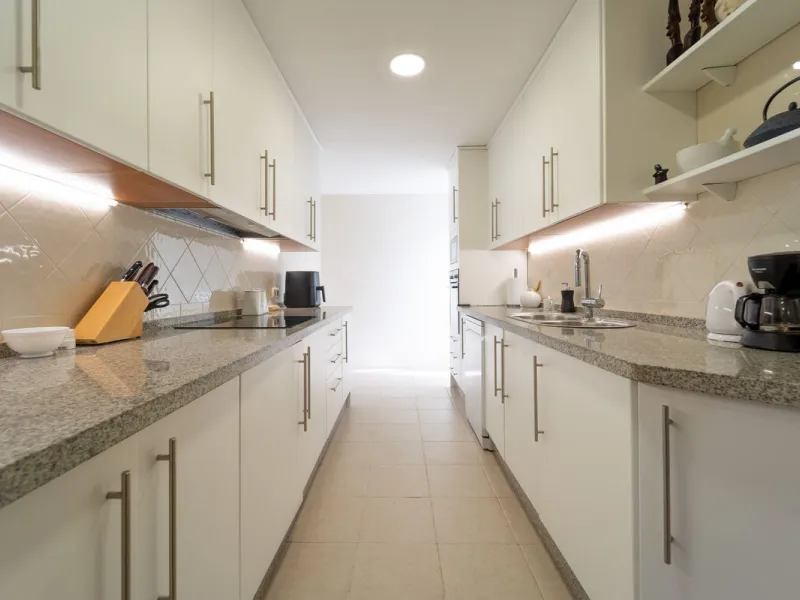 Apartment - Ground Floor Apartment в продаже в Marbella, Málaga. В доме 2 спален и 2 ванных комнат. Площадь дома 108 м²