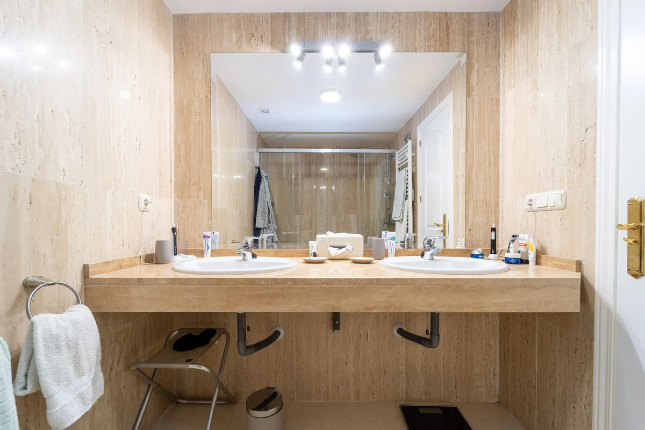 Apartment - Ground Floor Apartment в продаже в Marbella, Málaga. В доме 2 спален и 2 ванных комнат. Площадь дома 108 м²