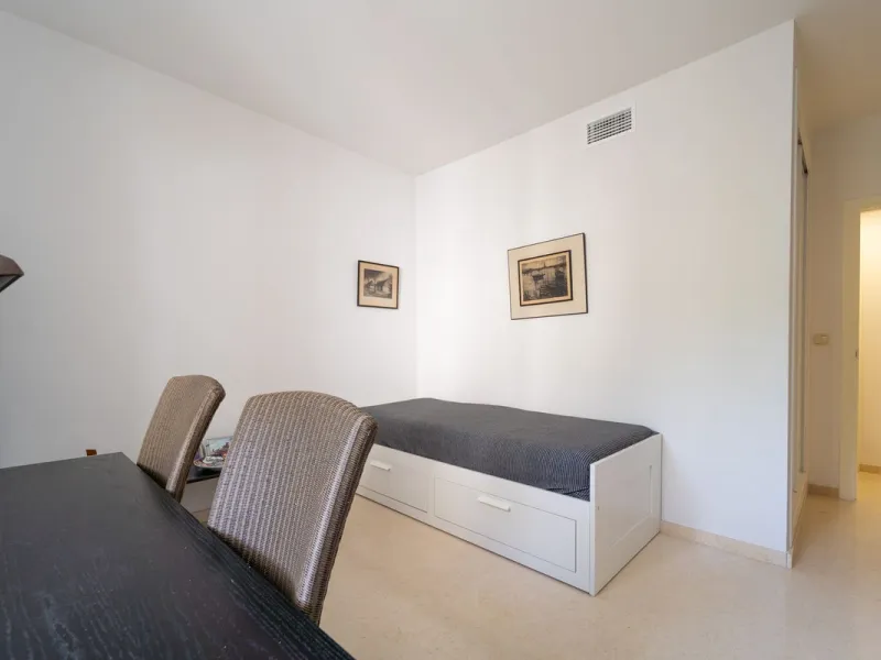 Apartment - Ground Floor Apartment в продаже в Marbella, Málaga. В доме 2 спален и 2 ванных комнат. Площадь дома 108 м²
