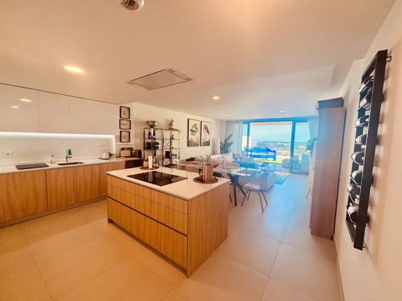 Apartment - Ground Floor Apartment в продаже в Mijas, Málaga. В доме 3 спален и 4 ванных комнат. Площадь дома 181 м²