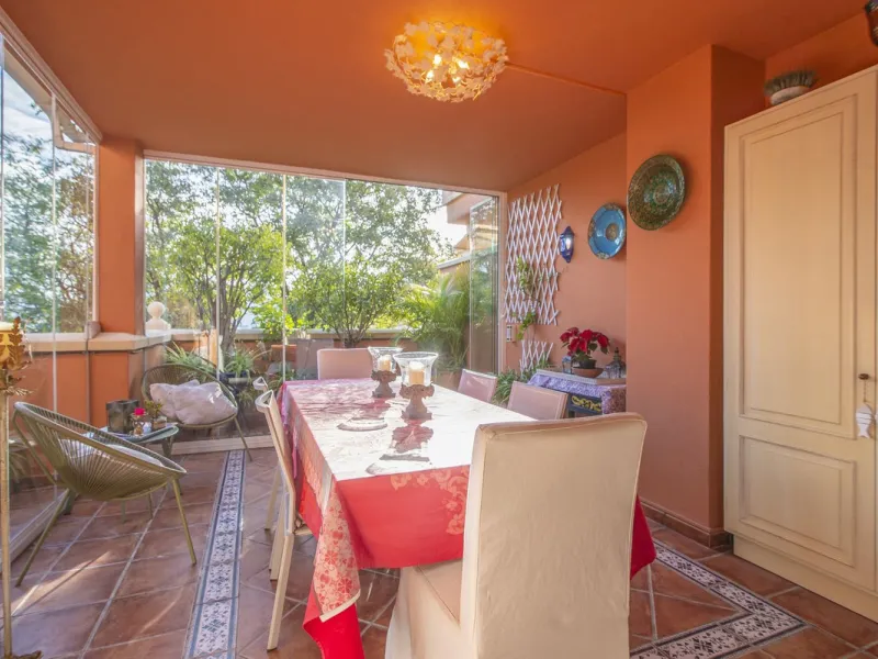 Charming 3-Bedroom, 3-Bathroom Apartment in the Heart of Nueva Andalucía — Location, Comfort & Style!
