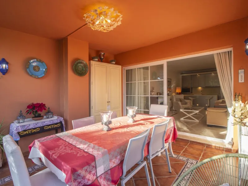 Charming 3-Bedroom, 3-Bathroom Apartment in the Heart of Nueva Andalucía — Location, Comfort & Style!