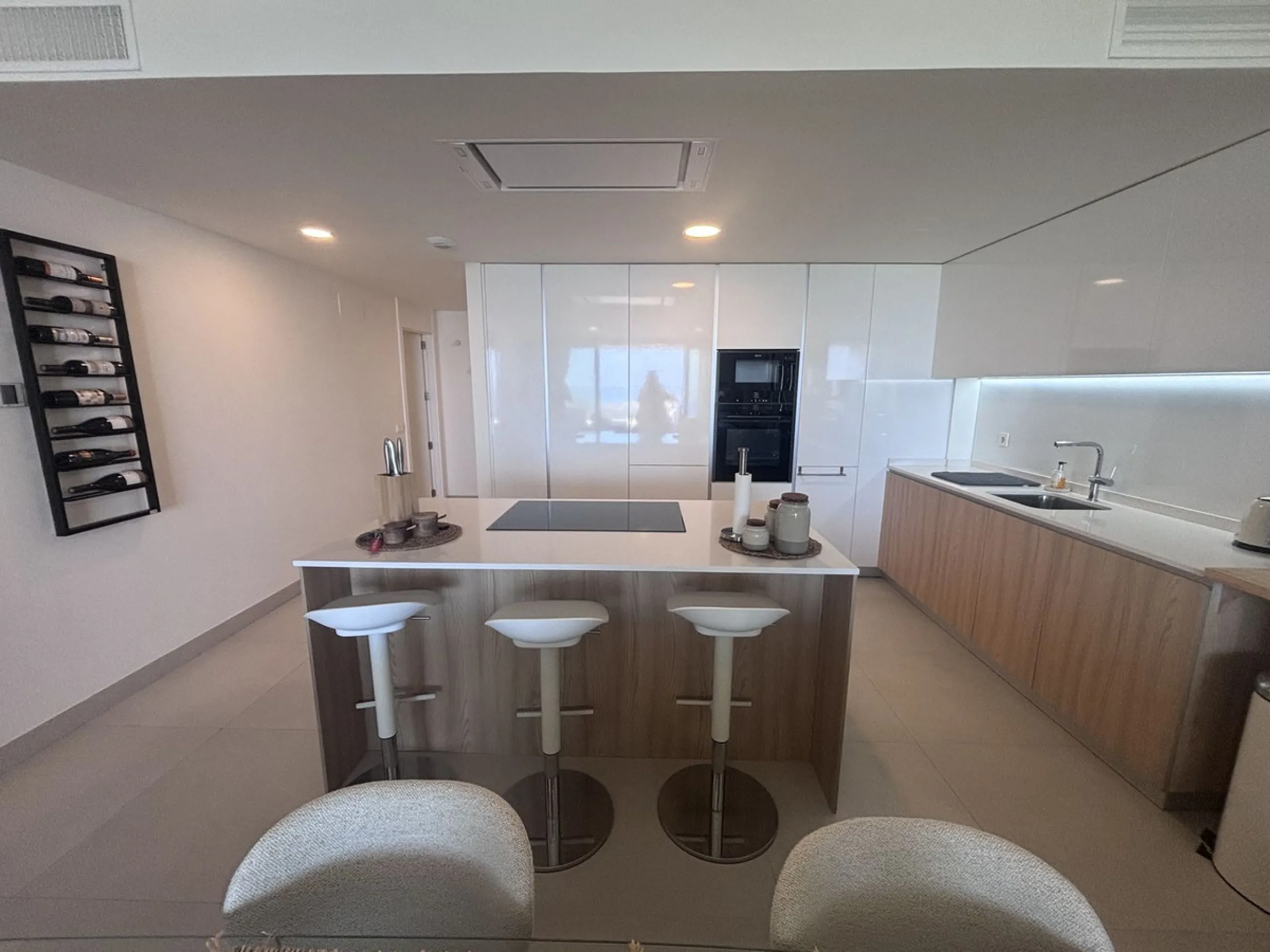 Apartment - Ground Floor Apartment в продаже в Mijas, Málaga. В доме 3 спален и 4 ванных комнат. Площадь дома 181 м²