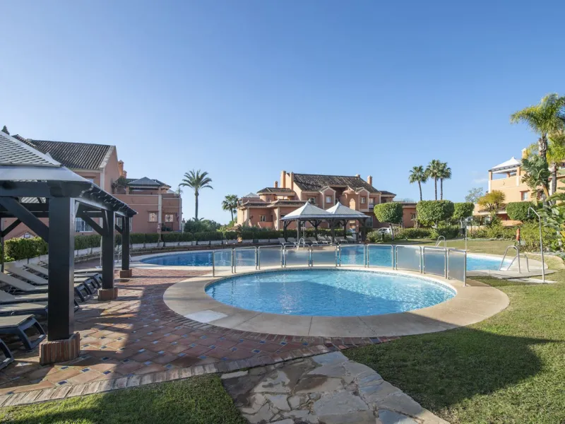 Charming 3-Bedroom, 3-Bathroom Apartment in the Heart of Nueva Andalucía — Location, Comfort & Style!