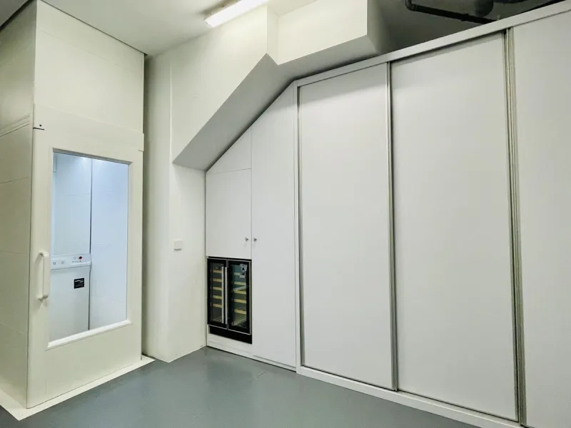 Rare opportunity: Luxurious townhouse with modern glass lift in La Cala Golf Resort.