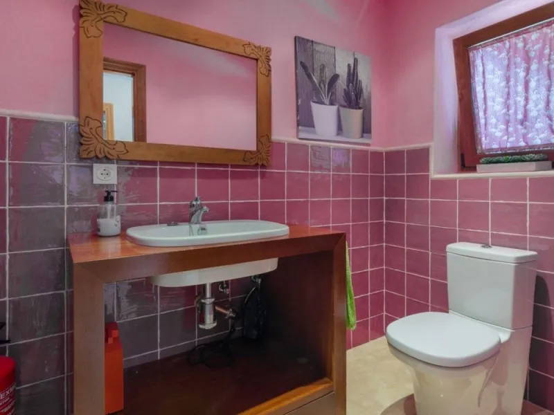 Just 5 minutes from Estepona we find this fantastic property.