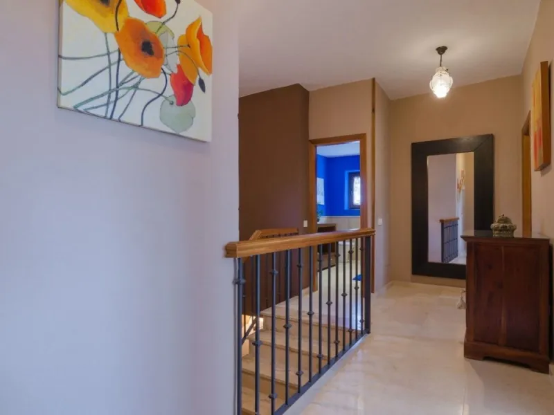 Just 5 minutes from Estepona we find this fantastic property.