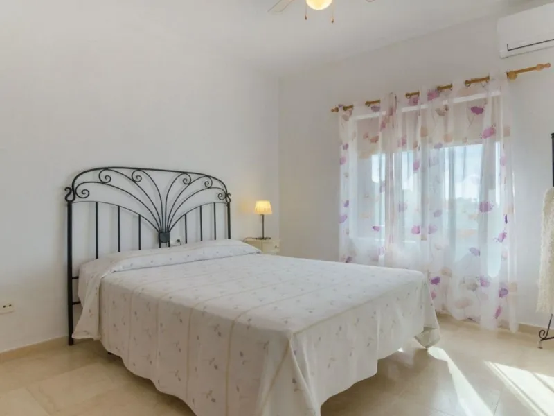 Just 5 minutes from Estepona we find this fantastic property.