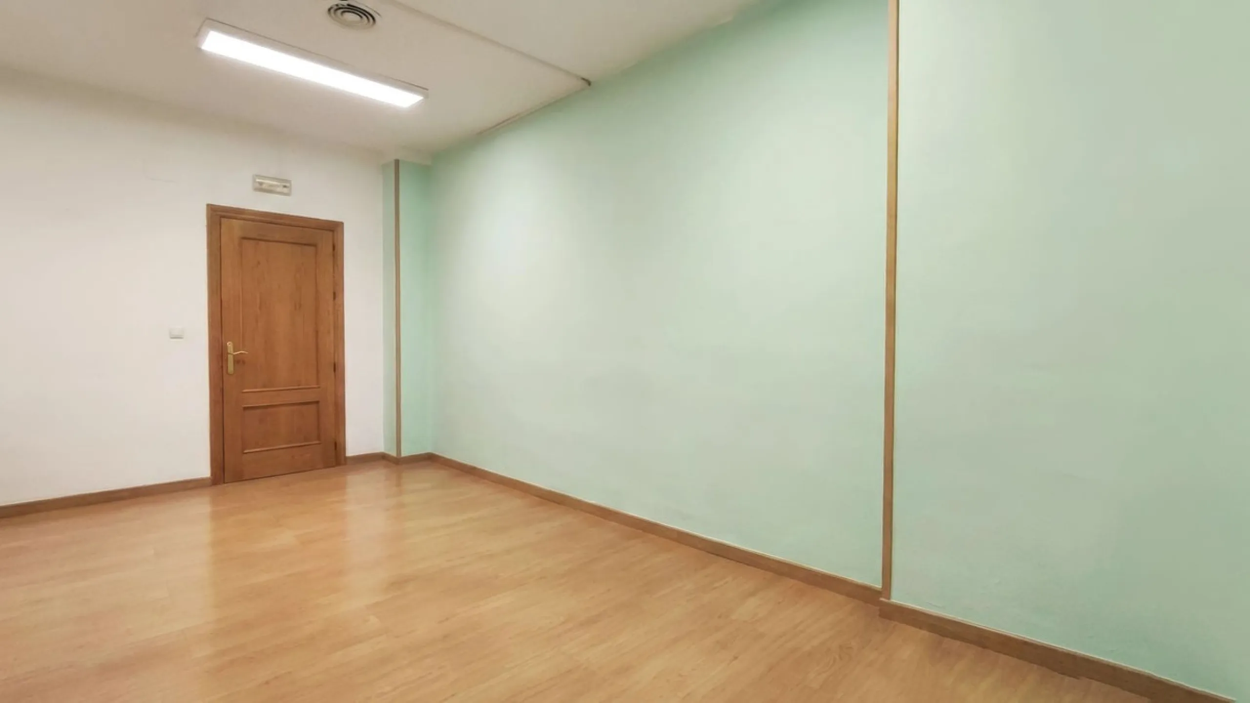 A fantastic business property located in an excellent commercial area of Alhaurín El Grande.