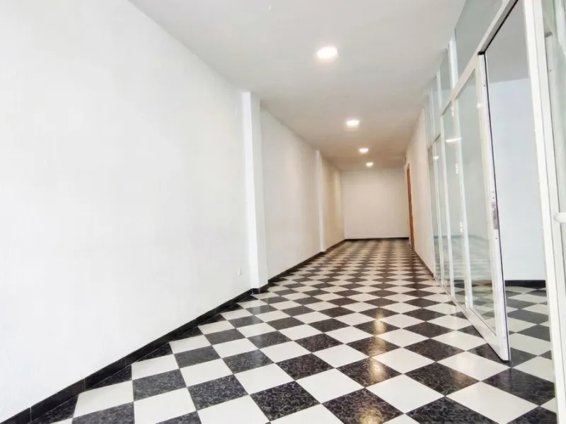 A fantastic business property located in an excellent commercial area of Alhaurín El Grande.