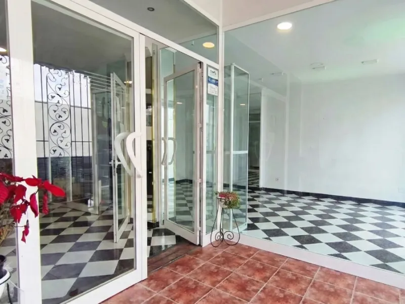 A fantastic business property located in an excellent commercial area of Alhaurín El Grande.