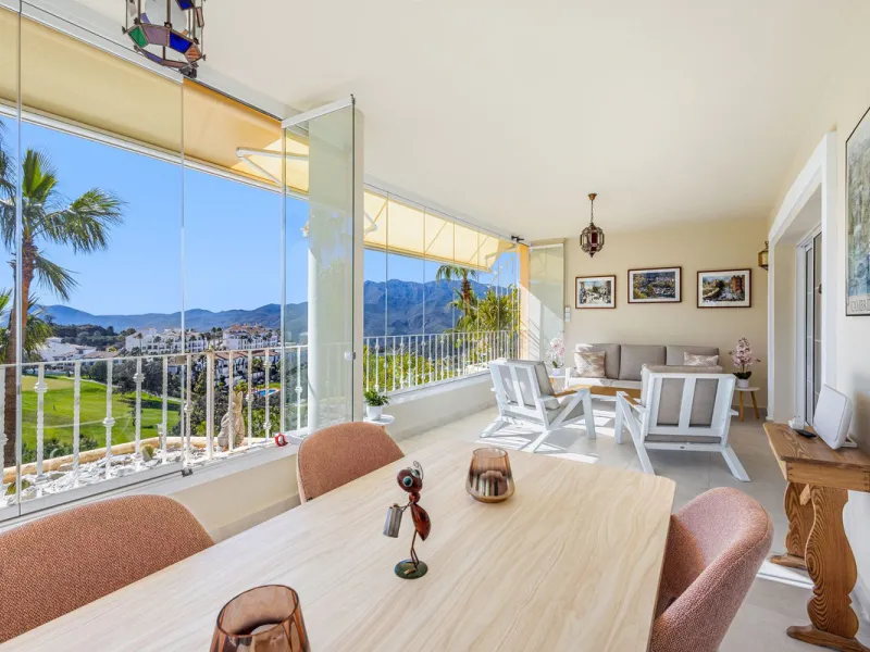 STUNNING LAS TERRAZAS 3 BEDROOM APARTMENT