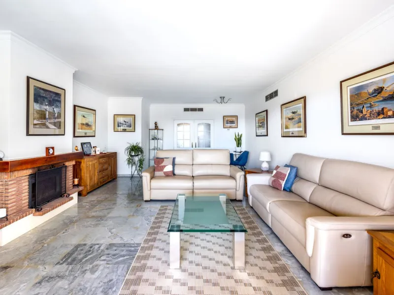 STUNNING LAS TERRAZAS 3 BEDROOM APARTMENT