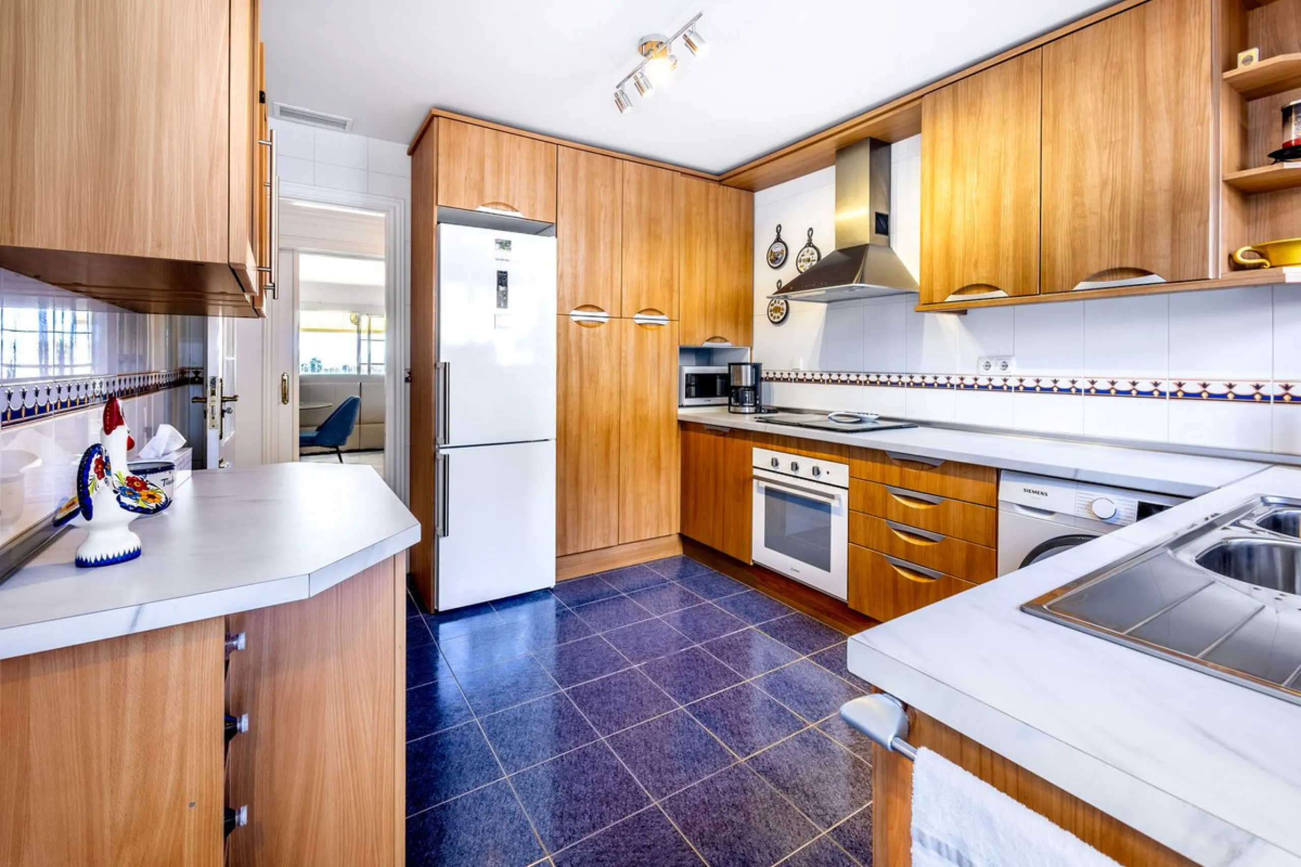 STUNNING LAS TERRAZAS 3 BEDROOM APARTMENT