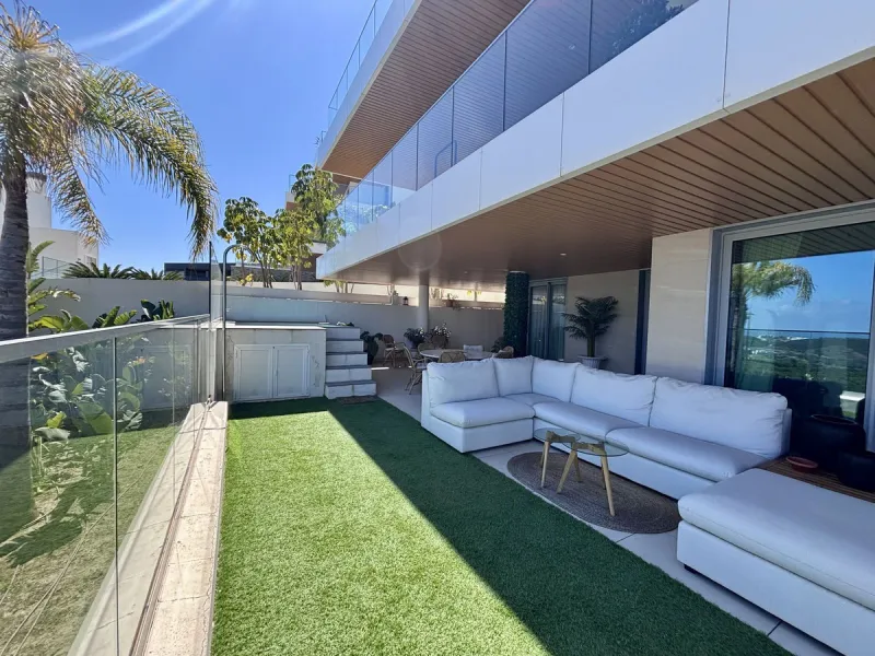 Apartment - Ground Floor Apartment в продаже в Mijas, Málaga. В доме 3 спален и 4 ванных комнат. Площадь дома 181 м²