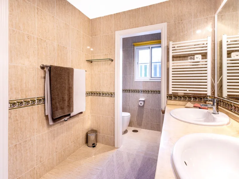 STUNNING LAS TERRAZAS 3 BEDROOM APARTMENT