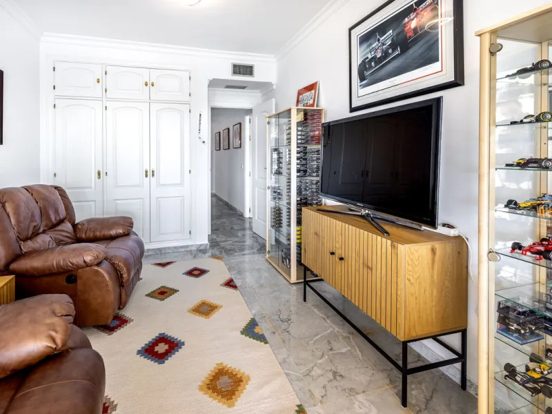 STUNNING LAS TERRAZAS 3 BEDROOM APARTMENT