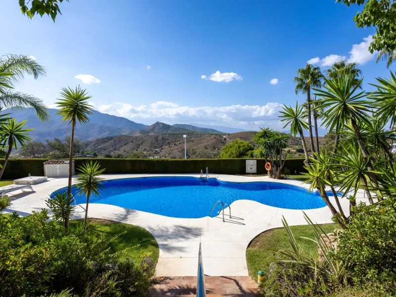 STUNNING LAS TERRAZAS 3 BEDROOM APARTMENT