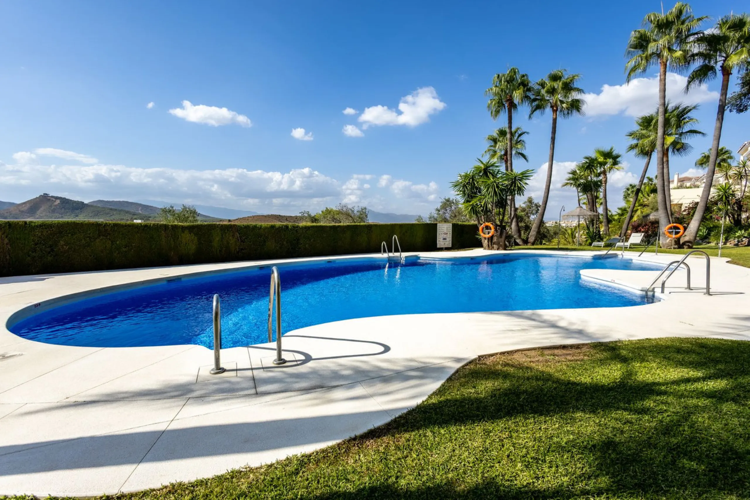 STUNNING LAS TERRAZAS 3 BEDROOM APARTMENT