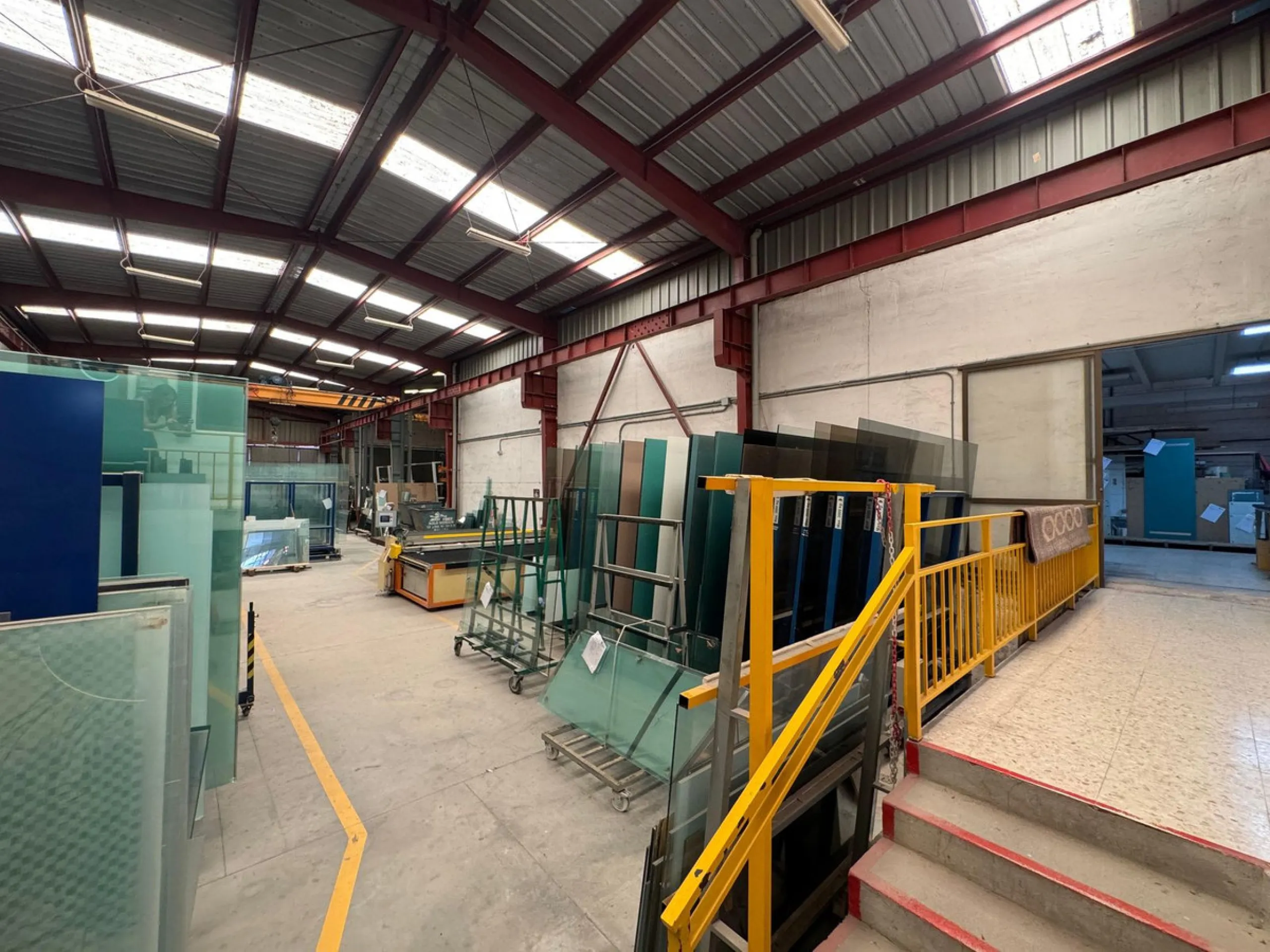 Unique opportunity in the heart of Mijas – Industrial warehouse with residential unit and development potential