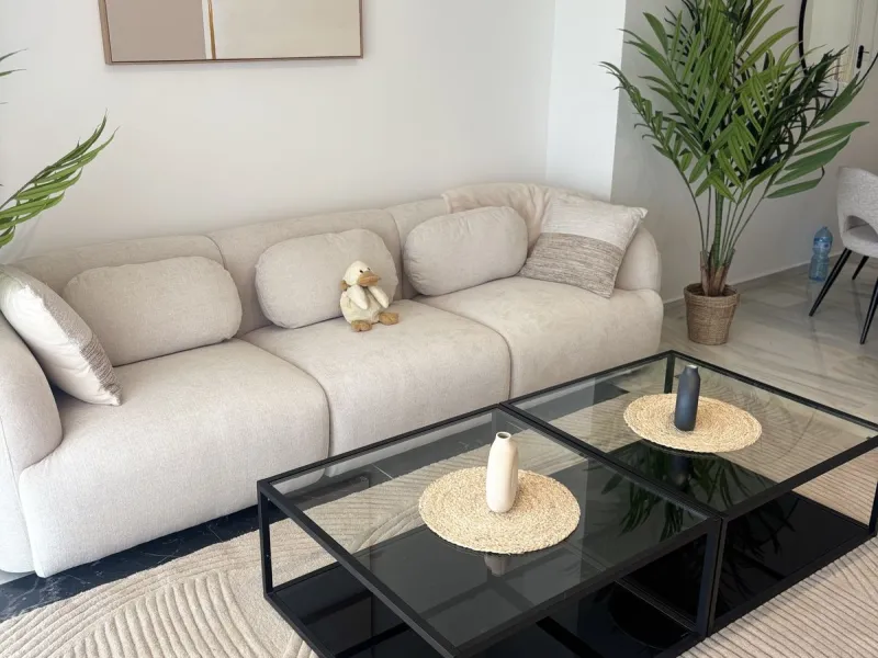 Stunning Renovated Apartment with Sea and Pool Views – Calahonda