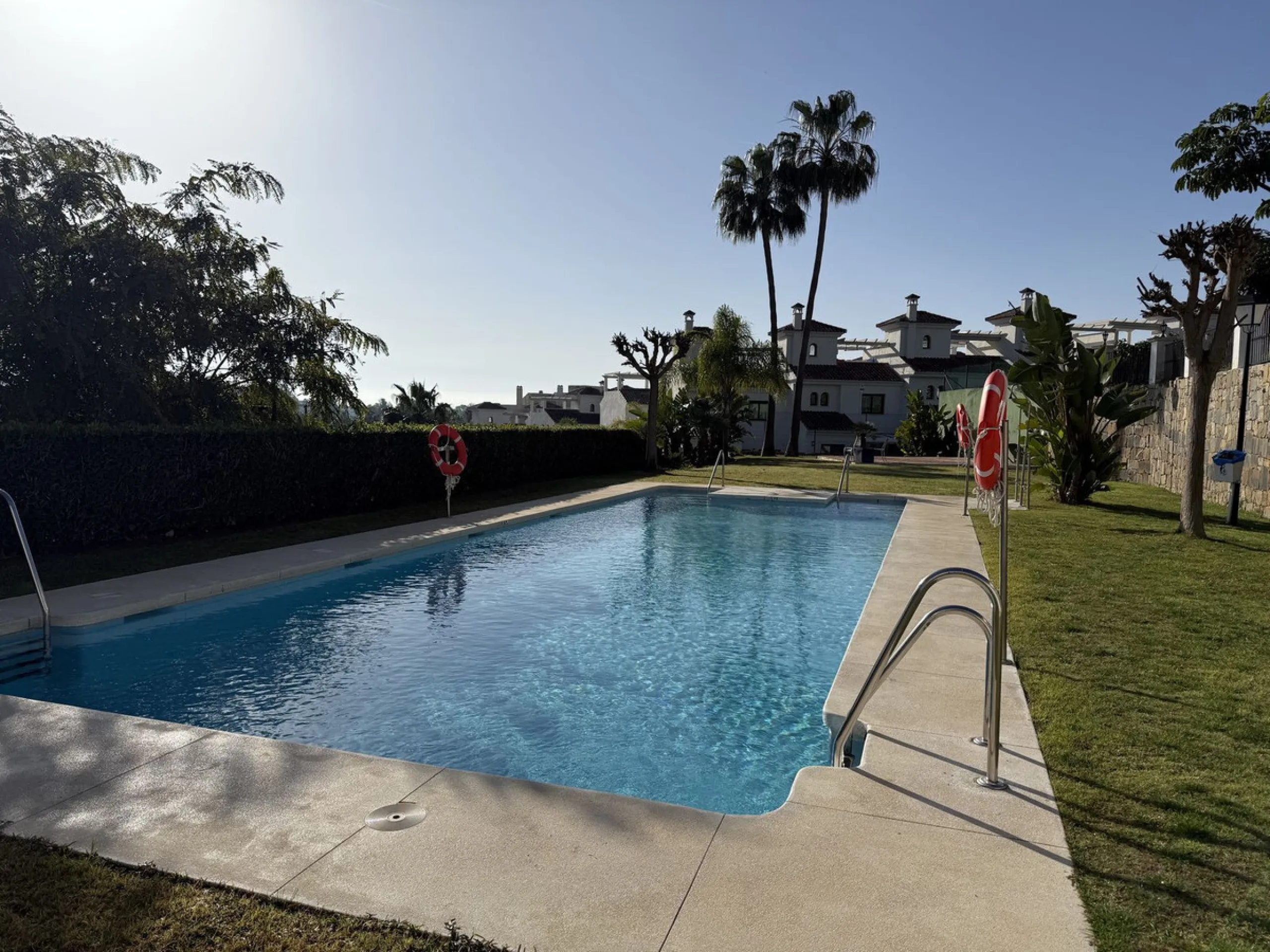 Exquisitely Reformed Townhouse in Montevideo Hills – Where Contemporary Design Meets Mediterranean Lifestyle
