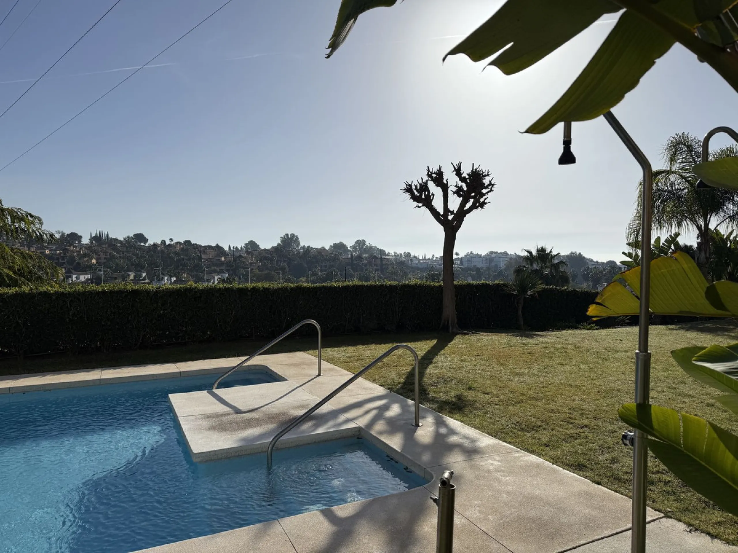 Exquisitely Reformed Townhouse in Montevideo Hills – Where Contemporary Design Meets Mediterranean Lifestyle
